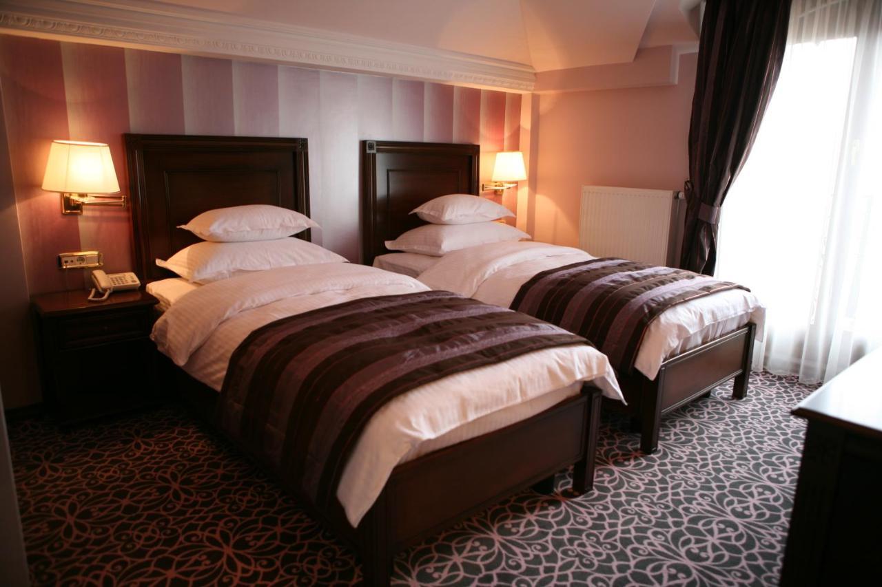 Hotel Villa Viktorija Banja Luka Bagian luar foto