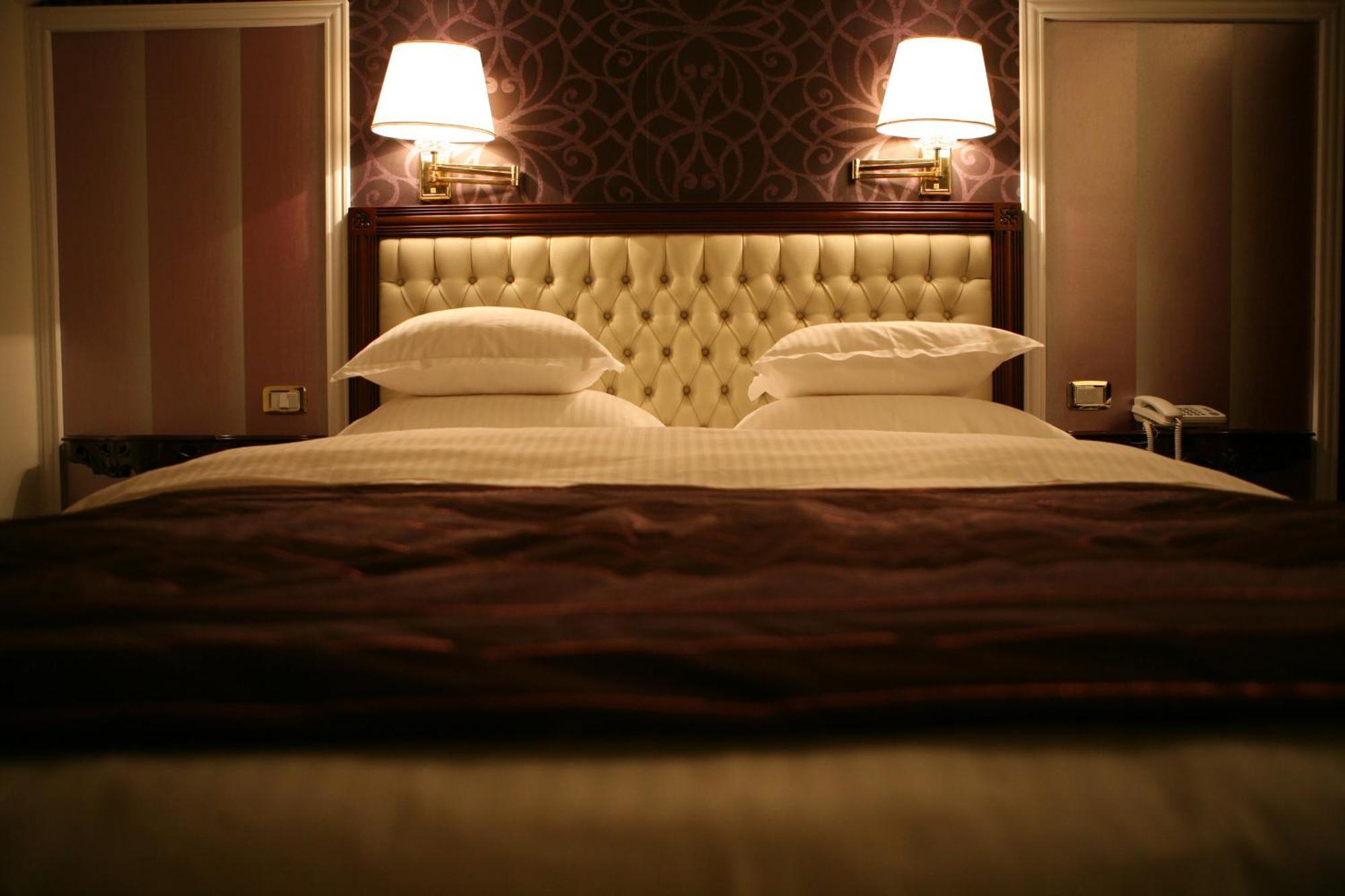 Hotel Villa Viktorija Banja Luka Bagian luar foto